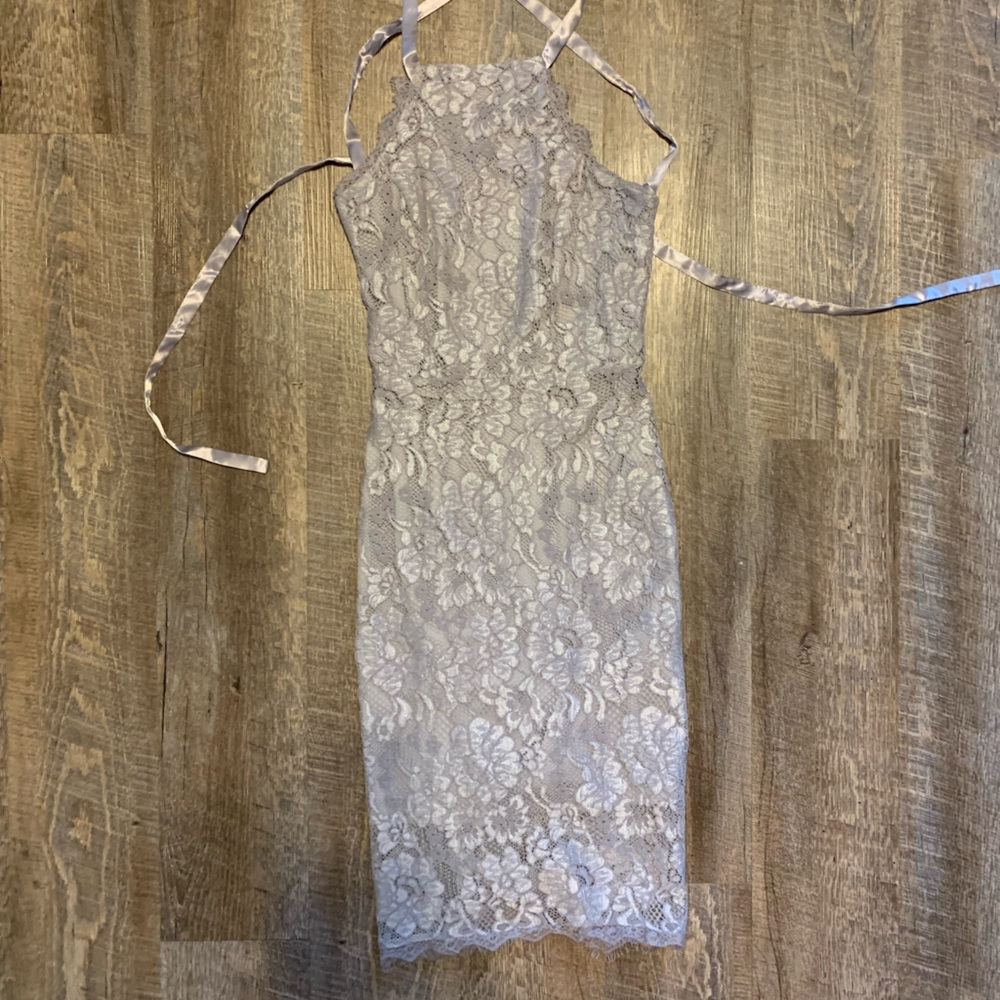 Lulu’s lace bodycon midi dress. Size XS. Grey (purple/silver) worn once